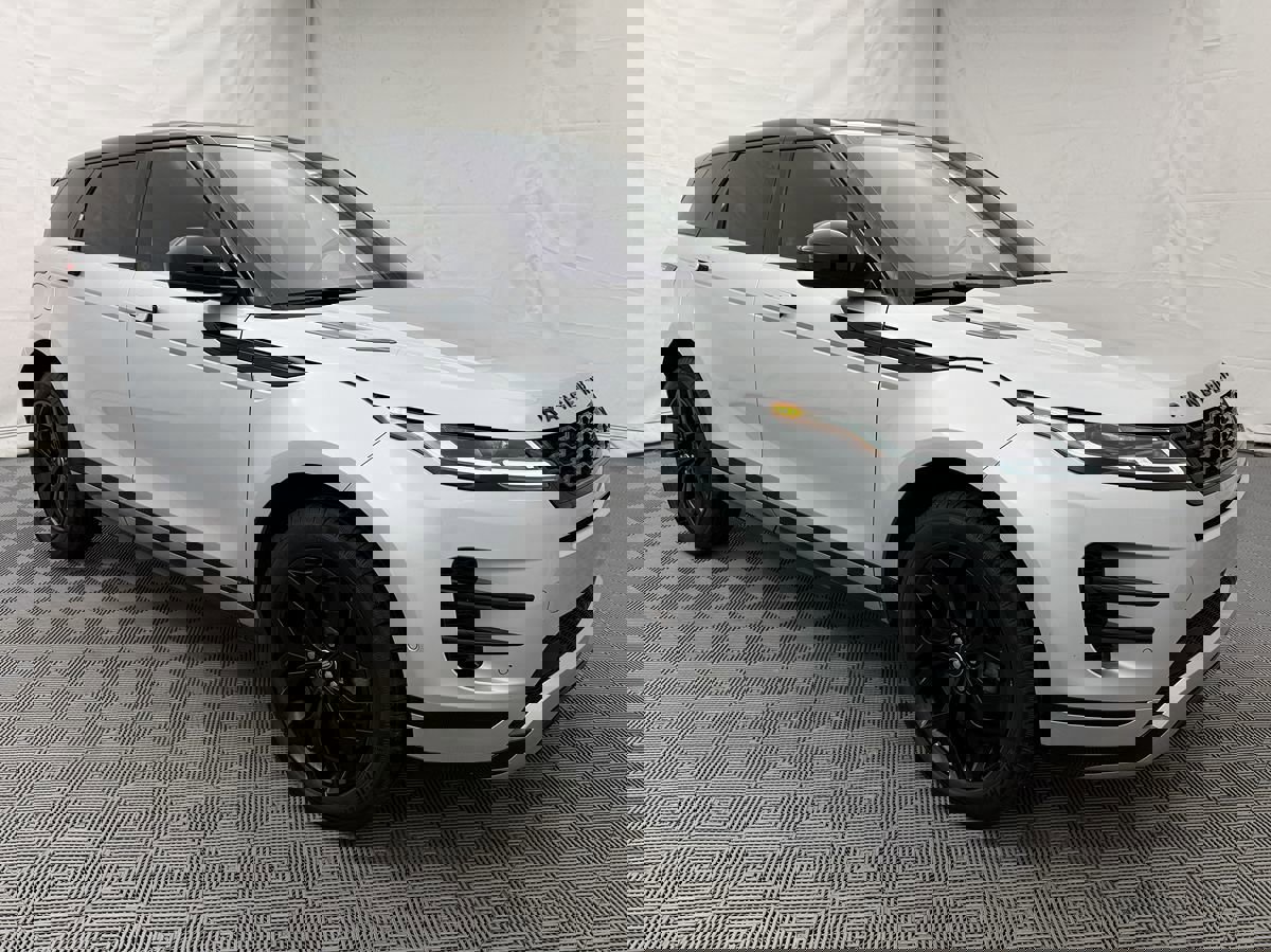 Used 2020 Land Rover Range Rover Evoque R-Dynamic SE image 3