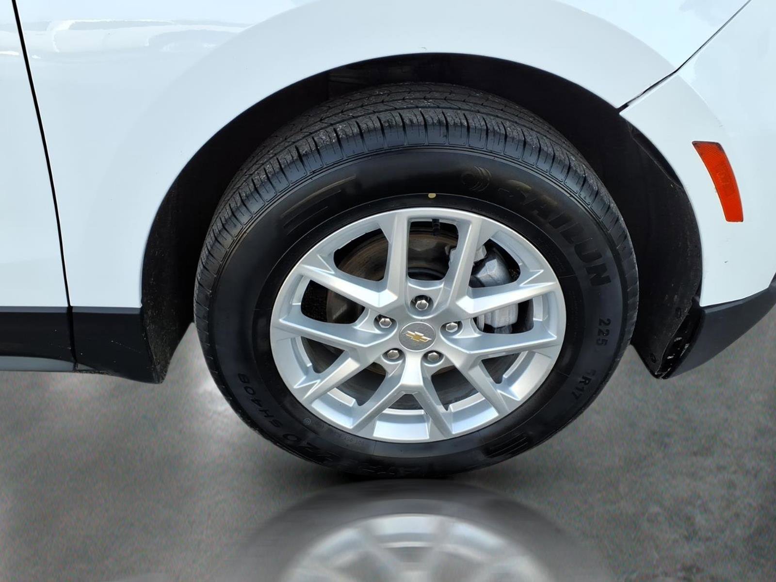 Used 2024 Chevrolet Equinox LT image 10