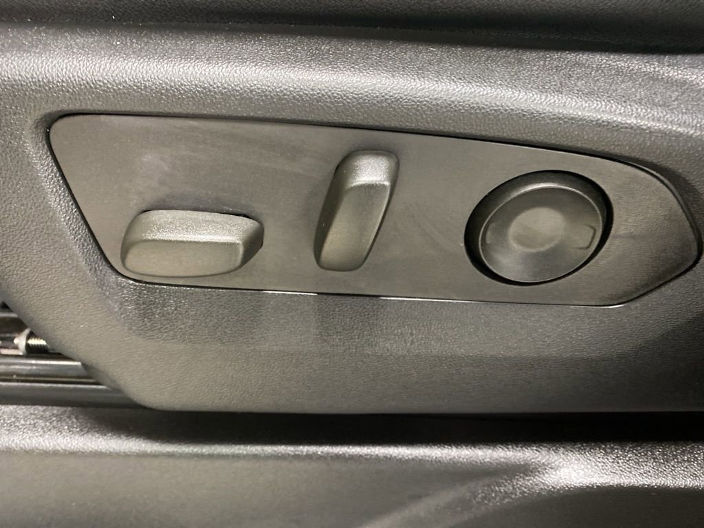 Used 2024 Chevrolet Suburban RST w/ Luxury Package AWD/4WD image 41