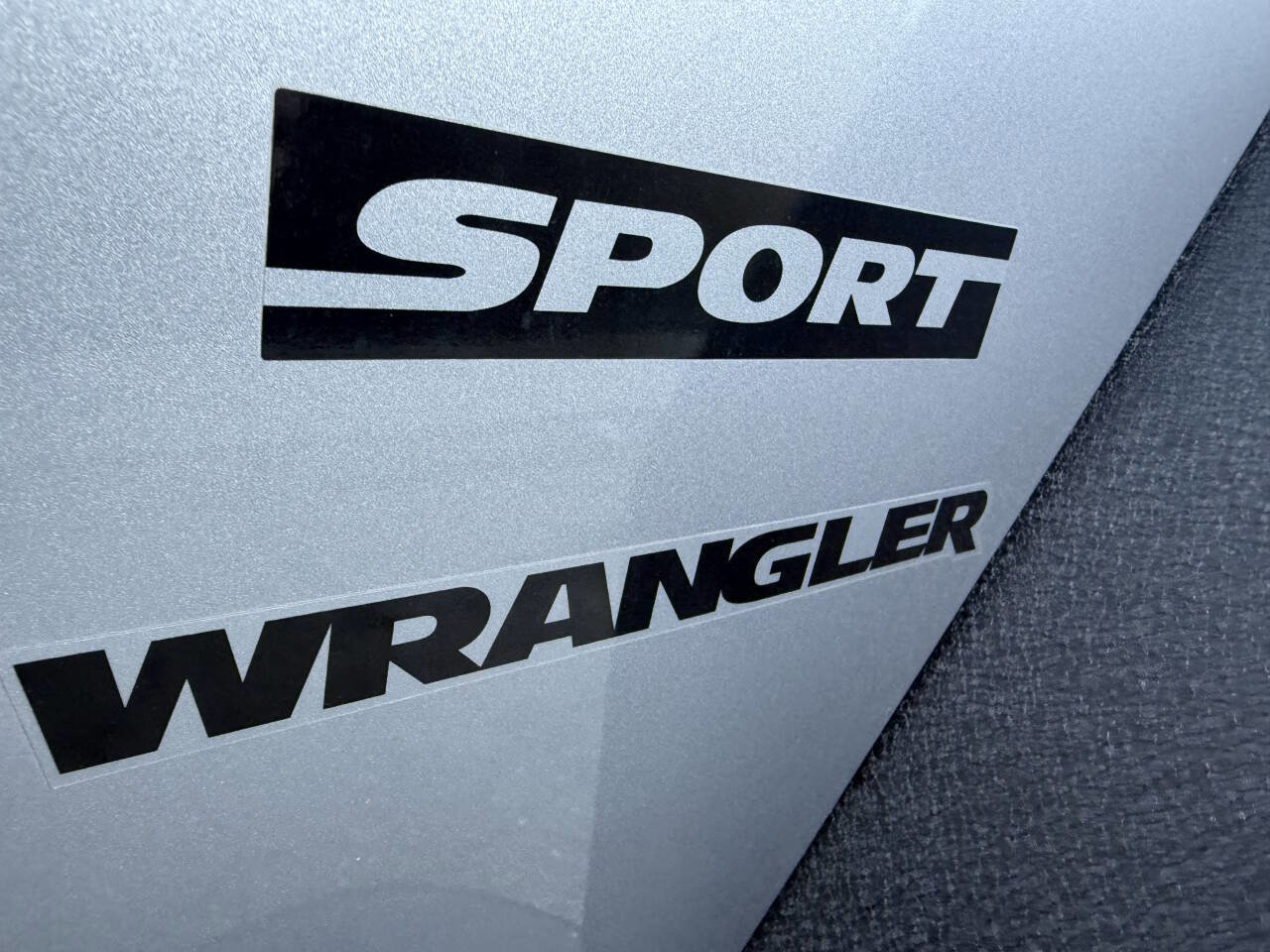 Used 2017 Jeep Wrangler Sport w/ Quick Order Package 24S AWD/4WD image 19