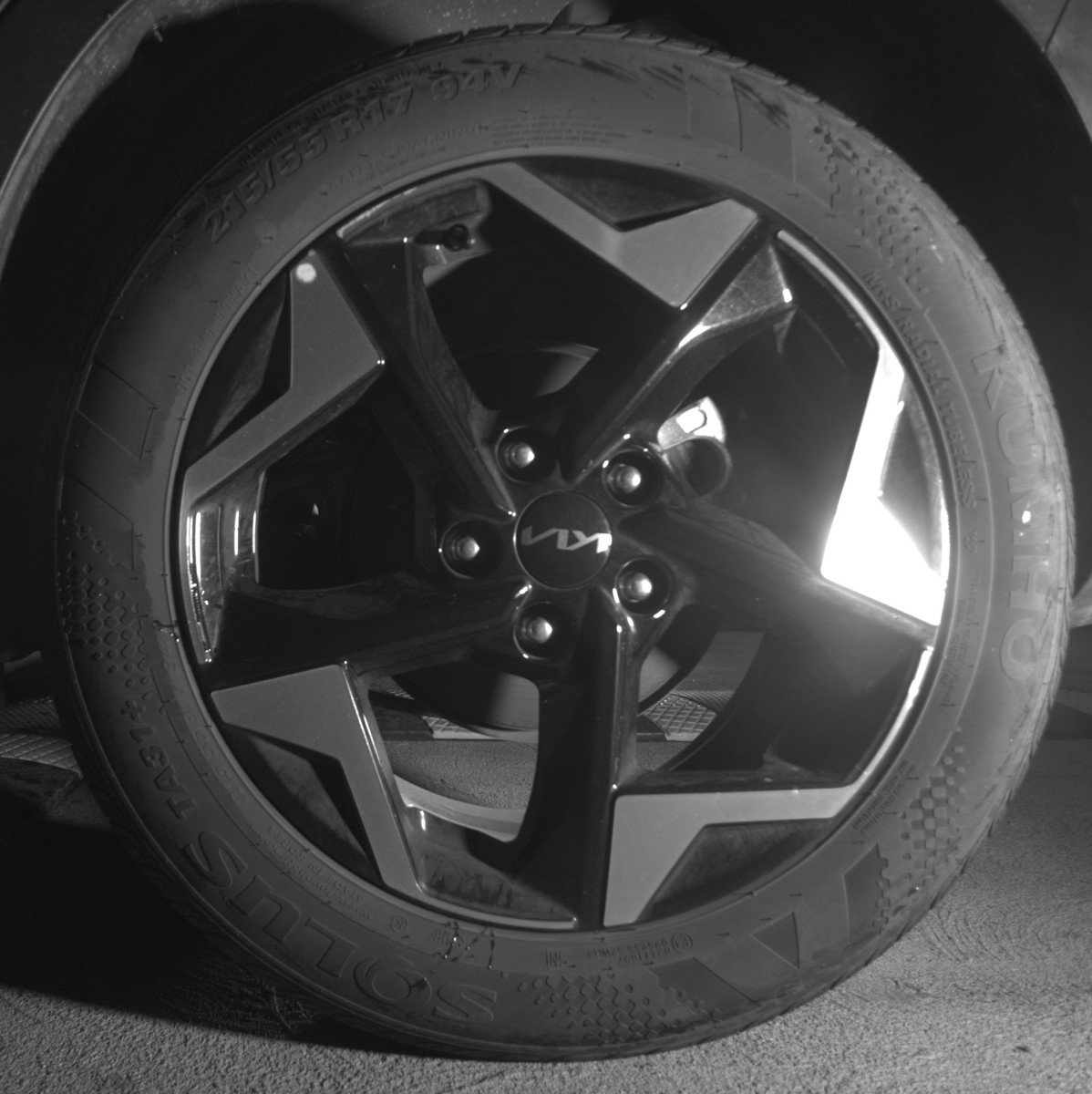 Used 2025 Kia Seltos S image 14