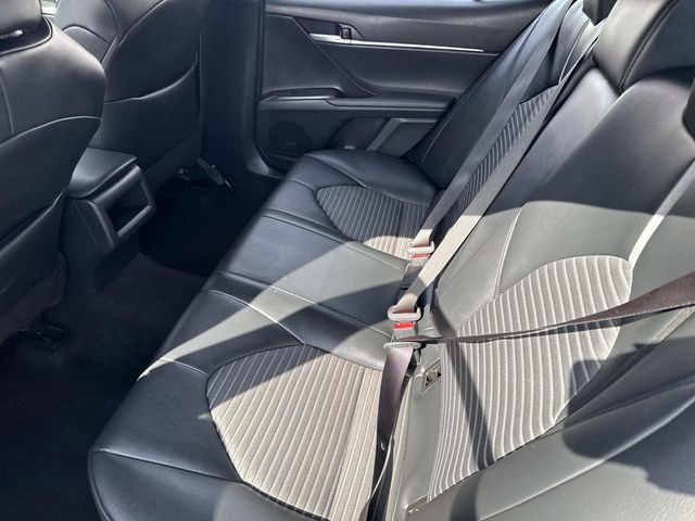 Used 2023 Toyota Camry SE image 16