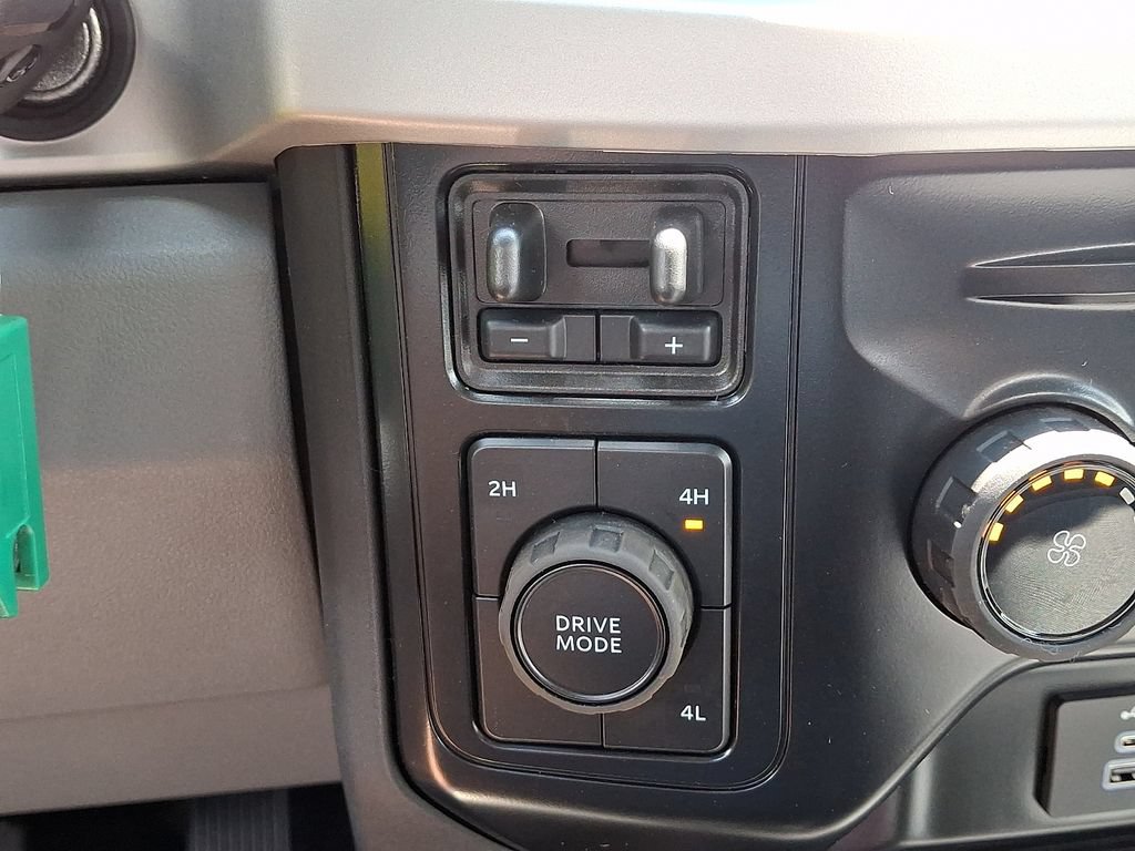 New 2026 Ford F550 4x4 Regular Cab Super Duty image 15