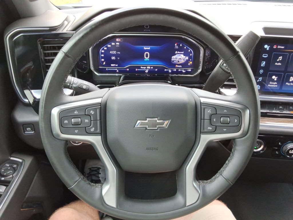 Certified 2024 Chevrolet Silverado 1500 RST AWD/4WD image 25