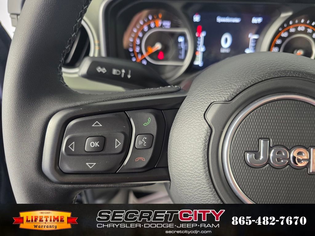 New 2025 Jeep Gladiator Mojave image 17