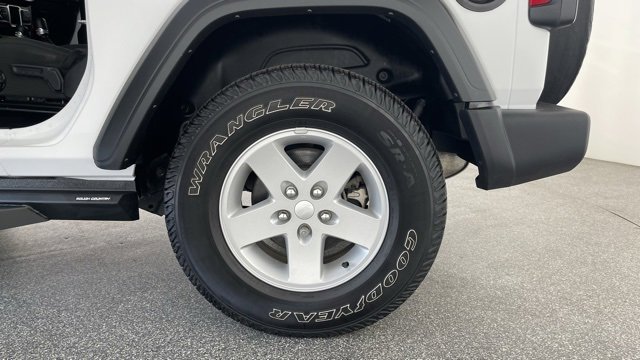 Used 2022 Jeep Wrangler Sport image 45