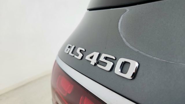 Used 2025 Mercedes-Benz GLS 450 4MATIC image 20