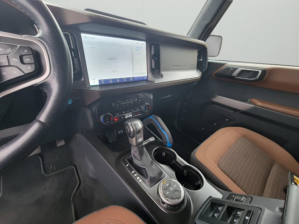 Used 2022 Ford Bronco Outer Banks image 18