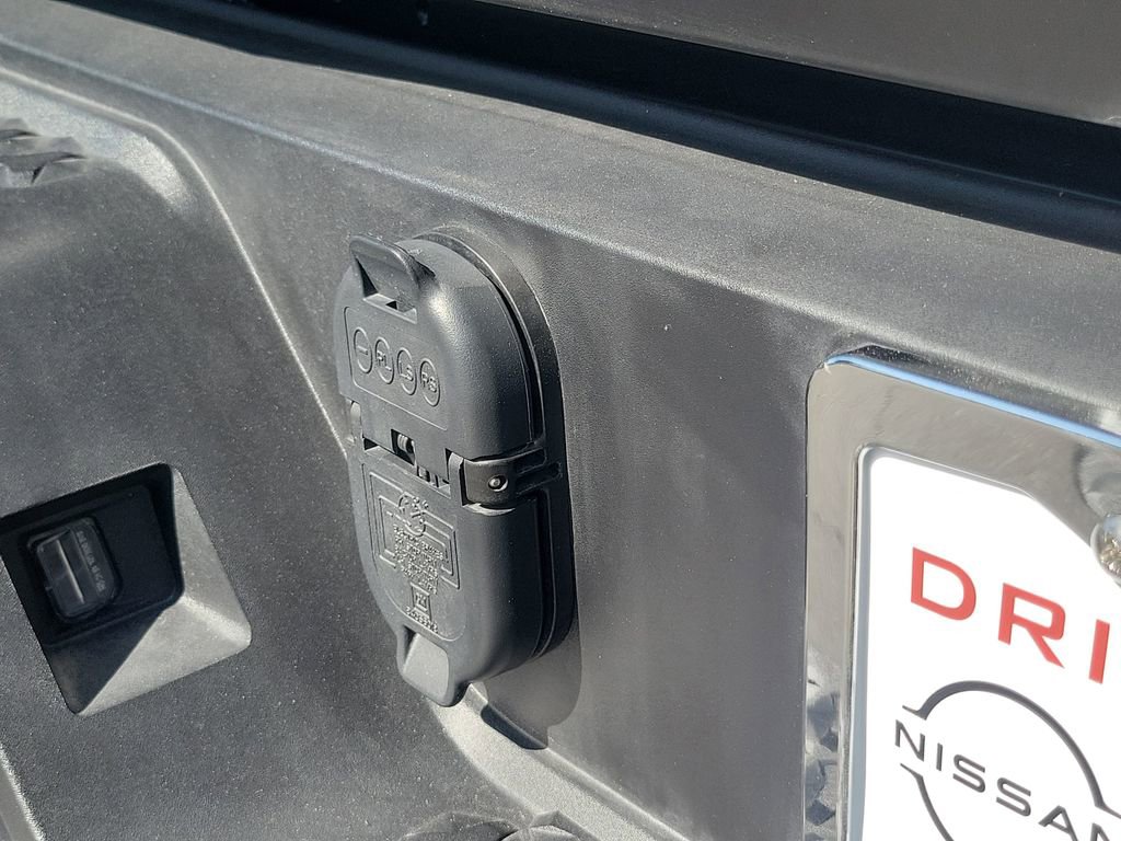 Used 2025 GMC Canyon AT4 w/ Nightfall Edition AWD/4WD image 28