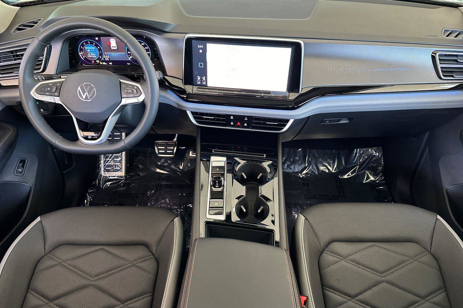 New 2025 Volkswagen Atlas Peak Edition SE image 12