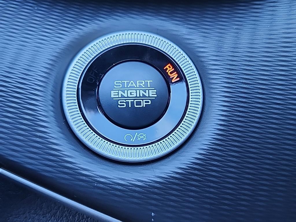 New 2025 Jeep Grand Cherokee Laredo X w/ Luxury Tech Group I AWD/4WD image 30