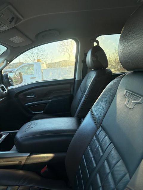 Used 2017 Nissan Titan Platinum Reserve image 9