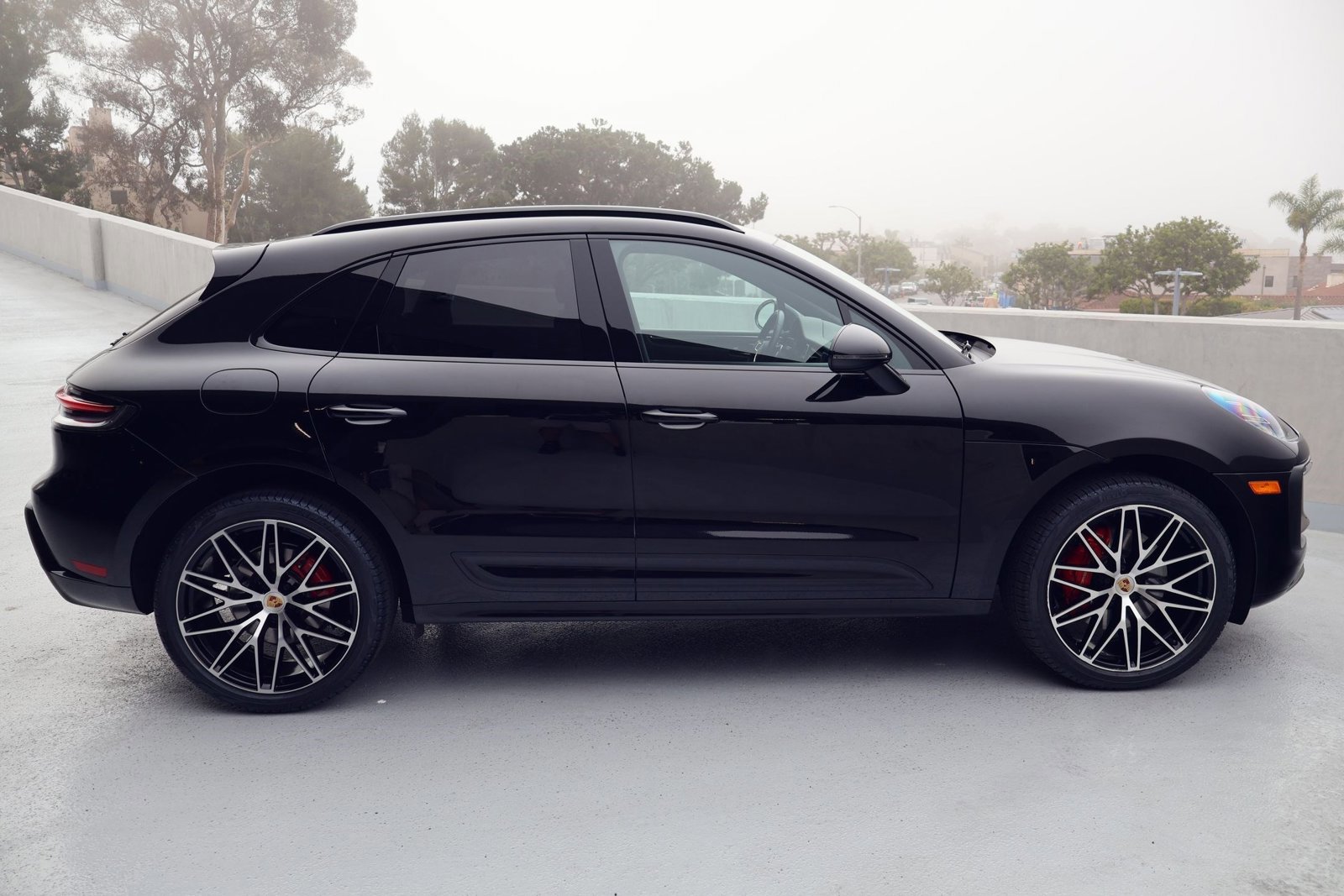 Certified 2022 Porsche Macan S image 8