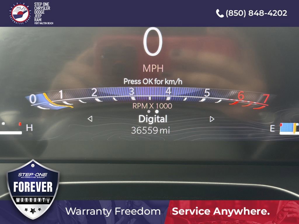 Used 2024 Jeep Grand Cherokee L Summit w/ Rear Seat Video Group I AWD/4WD image 36