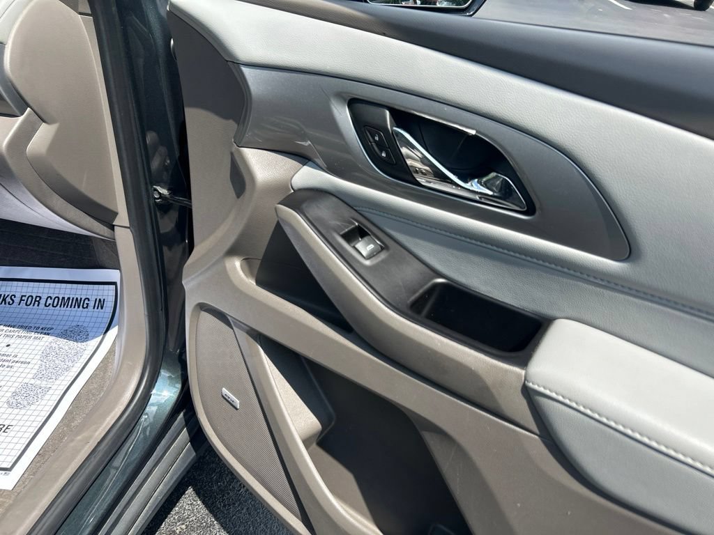 Used 2019 Chevrolet Traverse LT w/ LT Premium Package FWD image 45