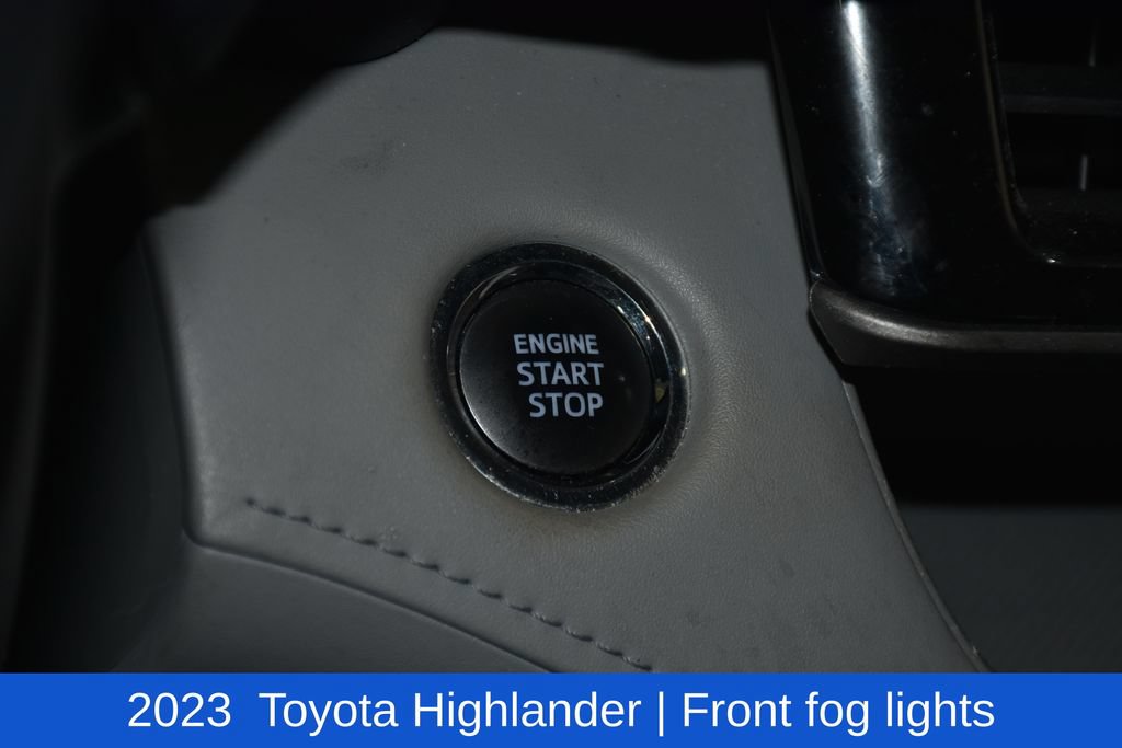 Used 2023 Toyota Highlander LE AWD/4WD image 14