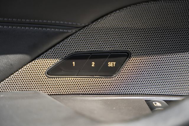 Used 2022 BMW M4 Coupe w/ Parking Assistance Package RWD image 37