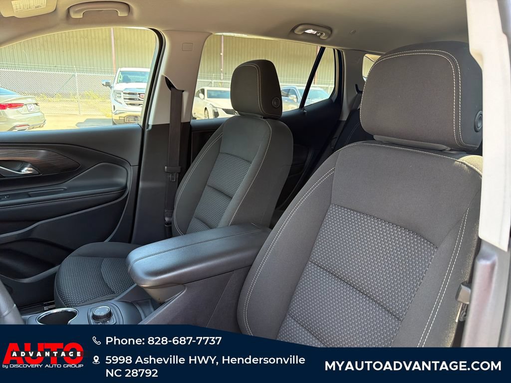 Used 2024 GMC Terrain SLE AWD/4WD image 13