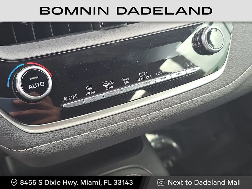 Used 2022 Toyota Corolla SE image 27