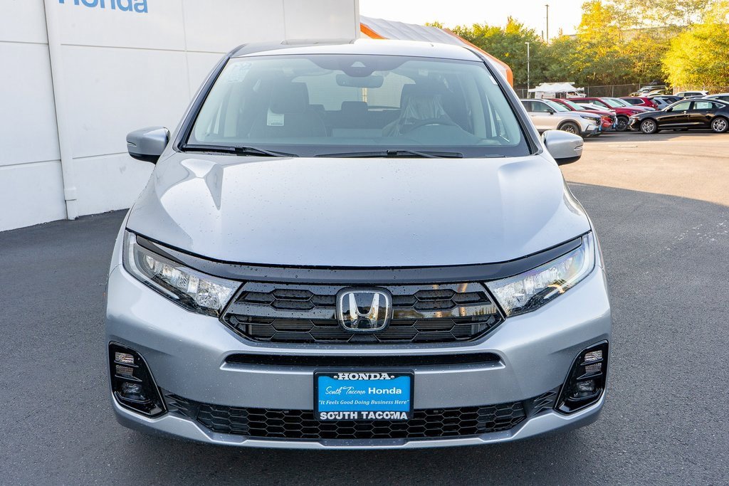 New 2026 Honda Odyssey Elite image 3