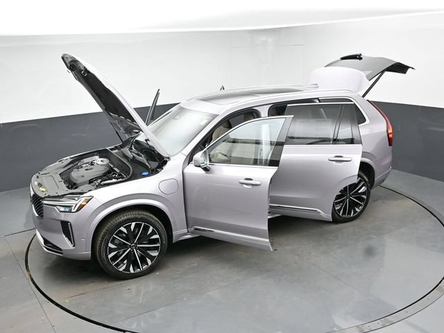 New 2026 Volvo XC90 T8 Plus w/ Protection Package Premier AWD/4WD image 54