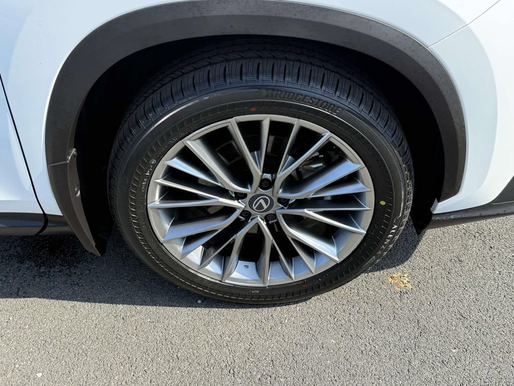 Used 2026 Lexus NX 350 AWD w/ Accessory Package (2T) image 7