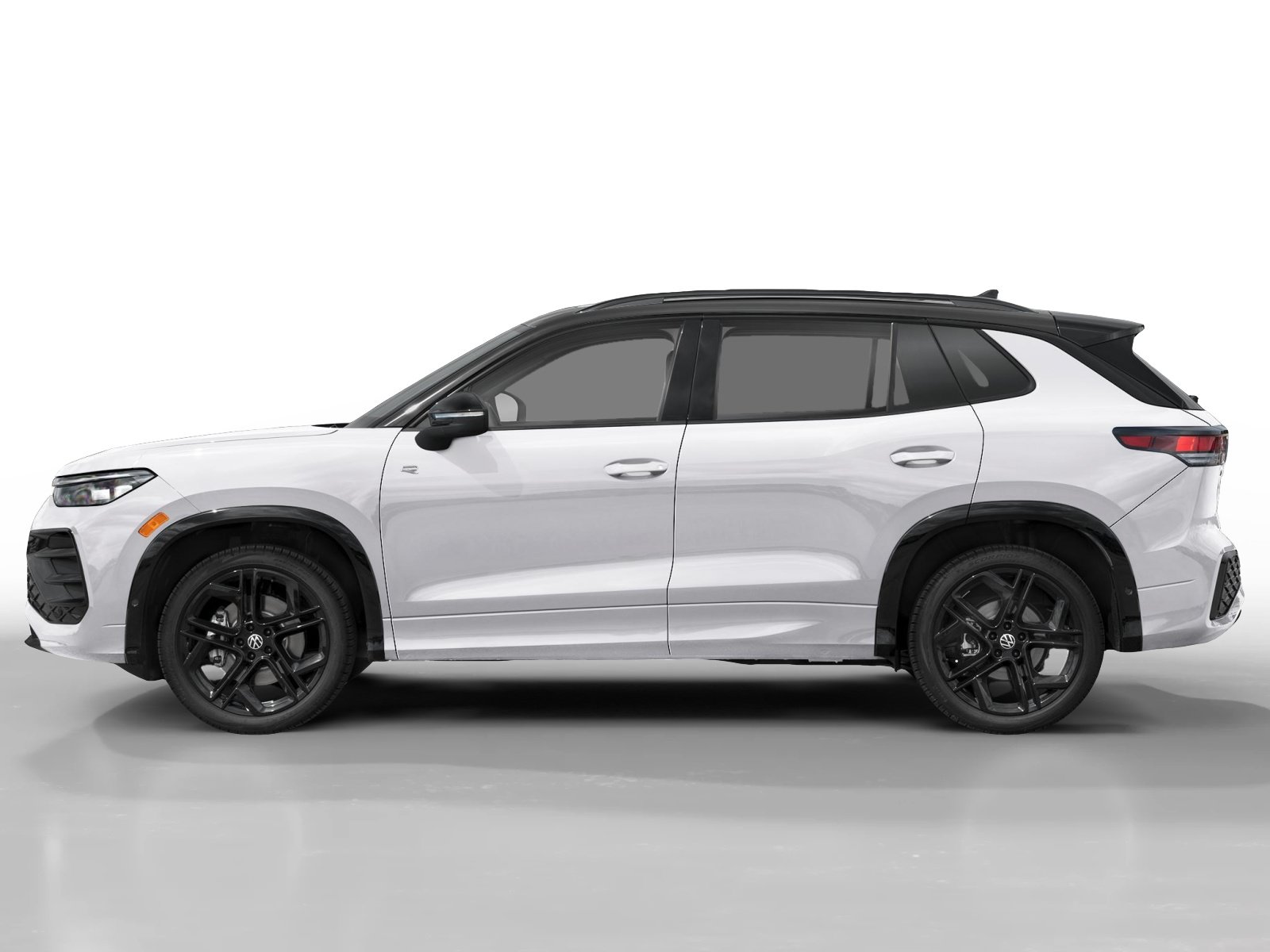 New 2026 Volkswagen Tiguan SE R-Line AWD/4WD image 3