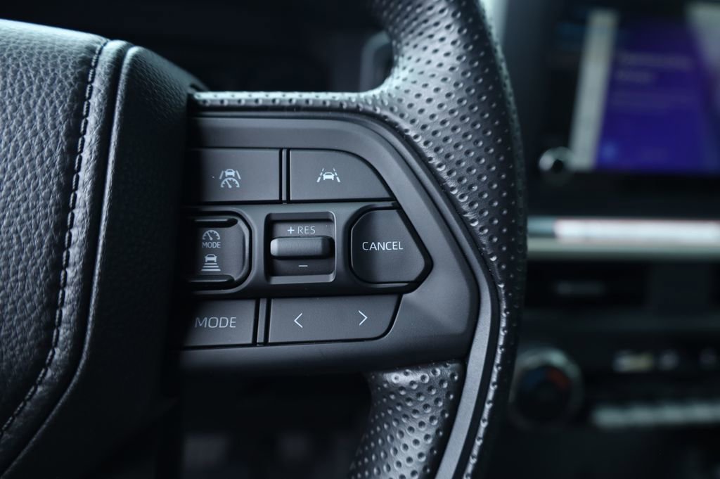 Used 2025 Toyota Tacoma SR5 image 33