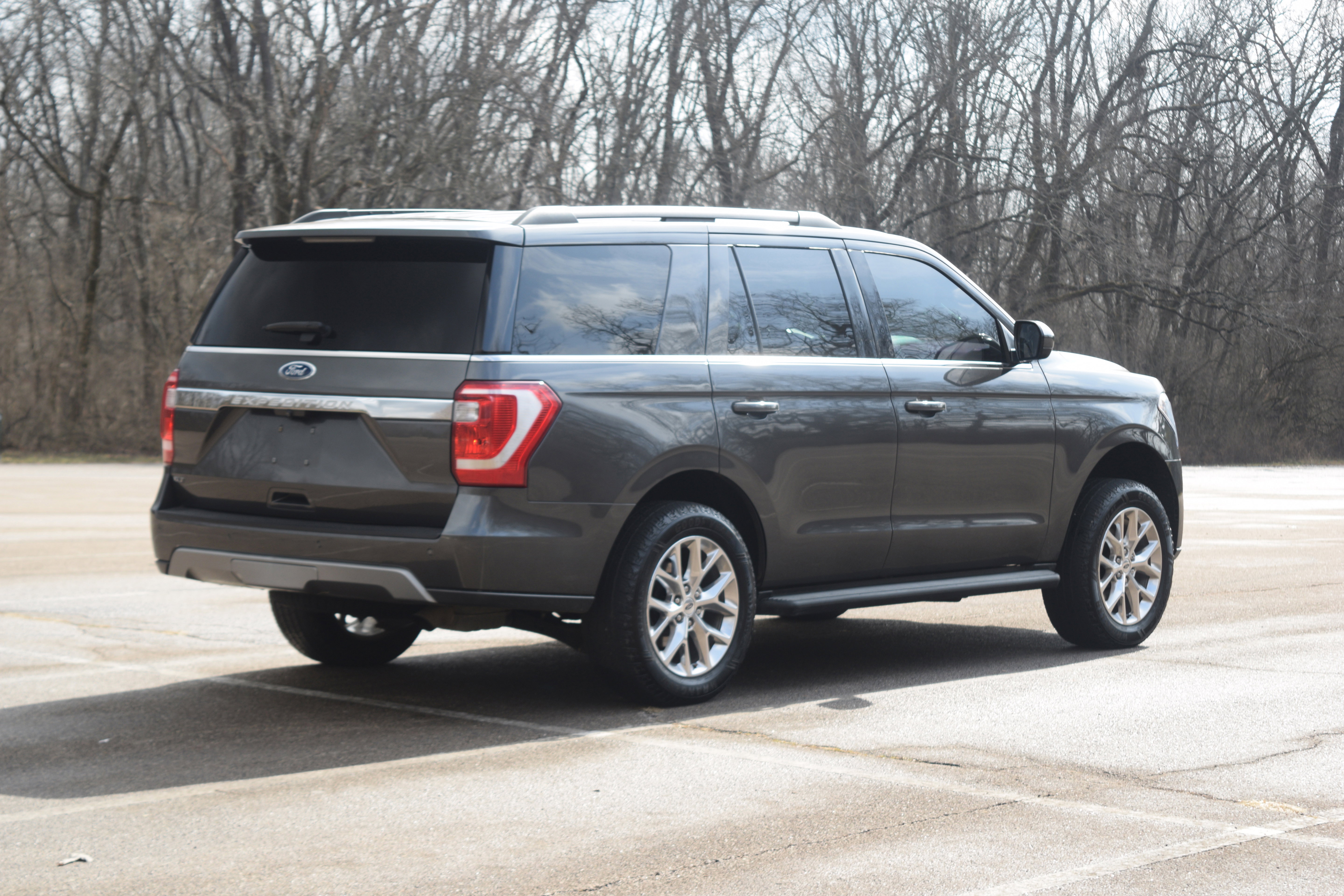 Used 2020 Ford Expedition XLT image 27