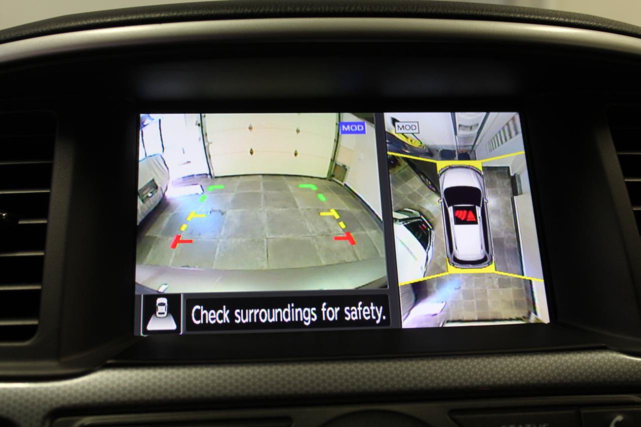 Used 2020 Nissan Pathfinder SL AWD/4WD image 14