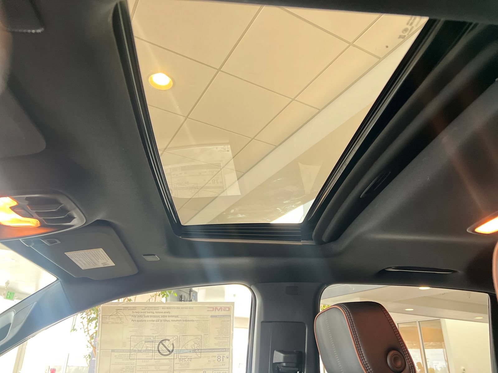 New 2026 GMC Canyon AT4 w/ Technology Plus Package AWD/4WD image 18