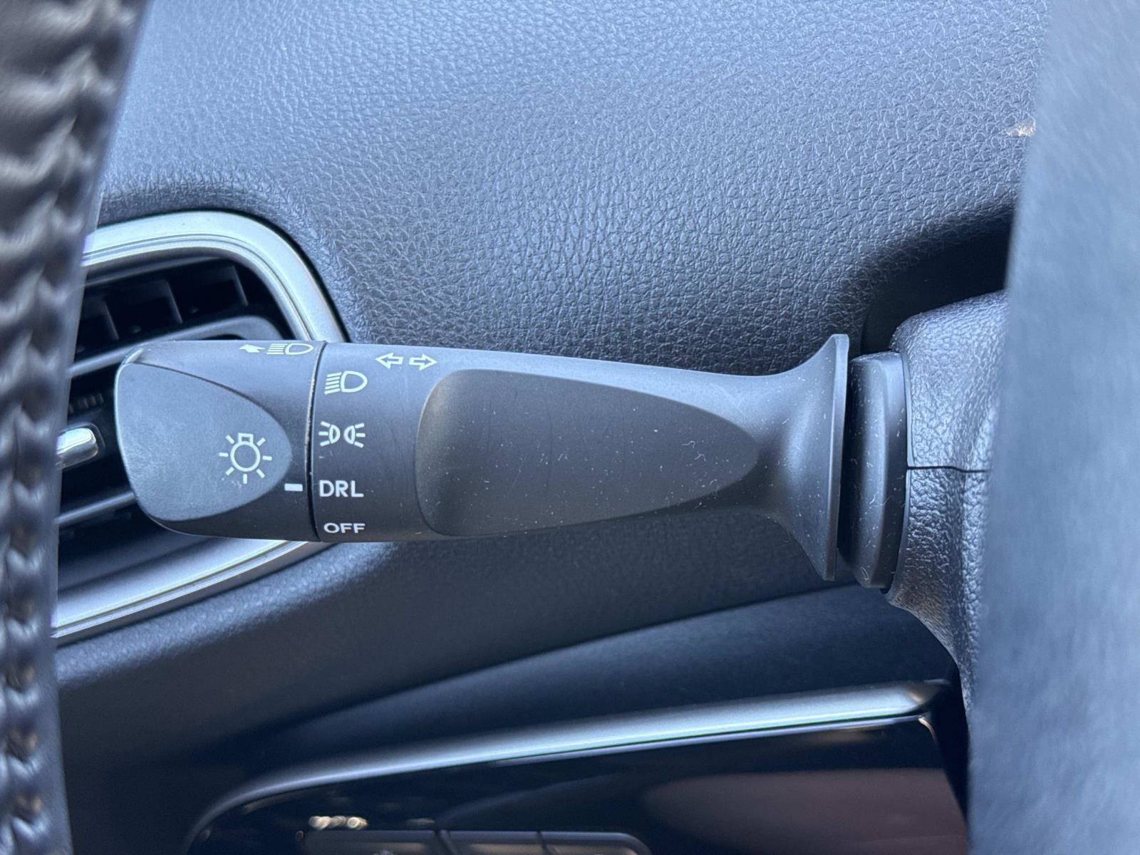 Used 2021 Toyota Prius Prime Limited image 9