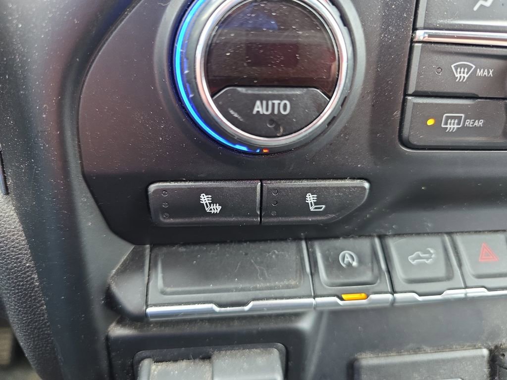 Used 2019 Chevrolet Silverado 1500 LT w/ All-Star Edition image 28