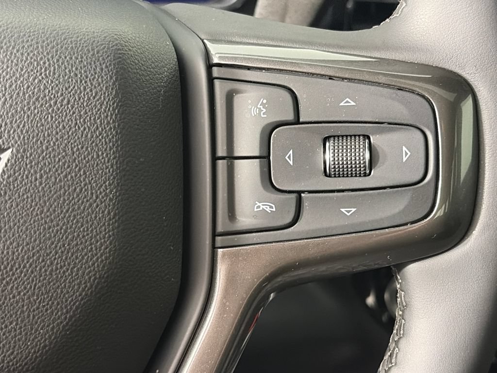 Used 2026 Chevrolet Silverado 2500 ZR2 w/ LPO, Dark Essentials Package AWD/4WD image 18