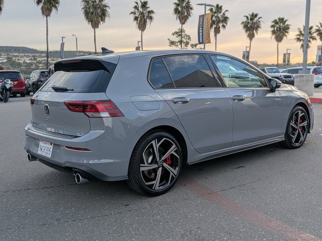 Used 2025 Volkswagen GTI SE image 5