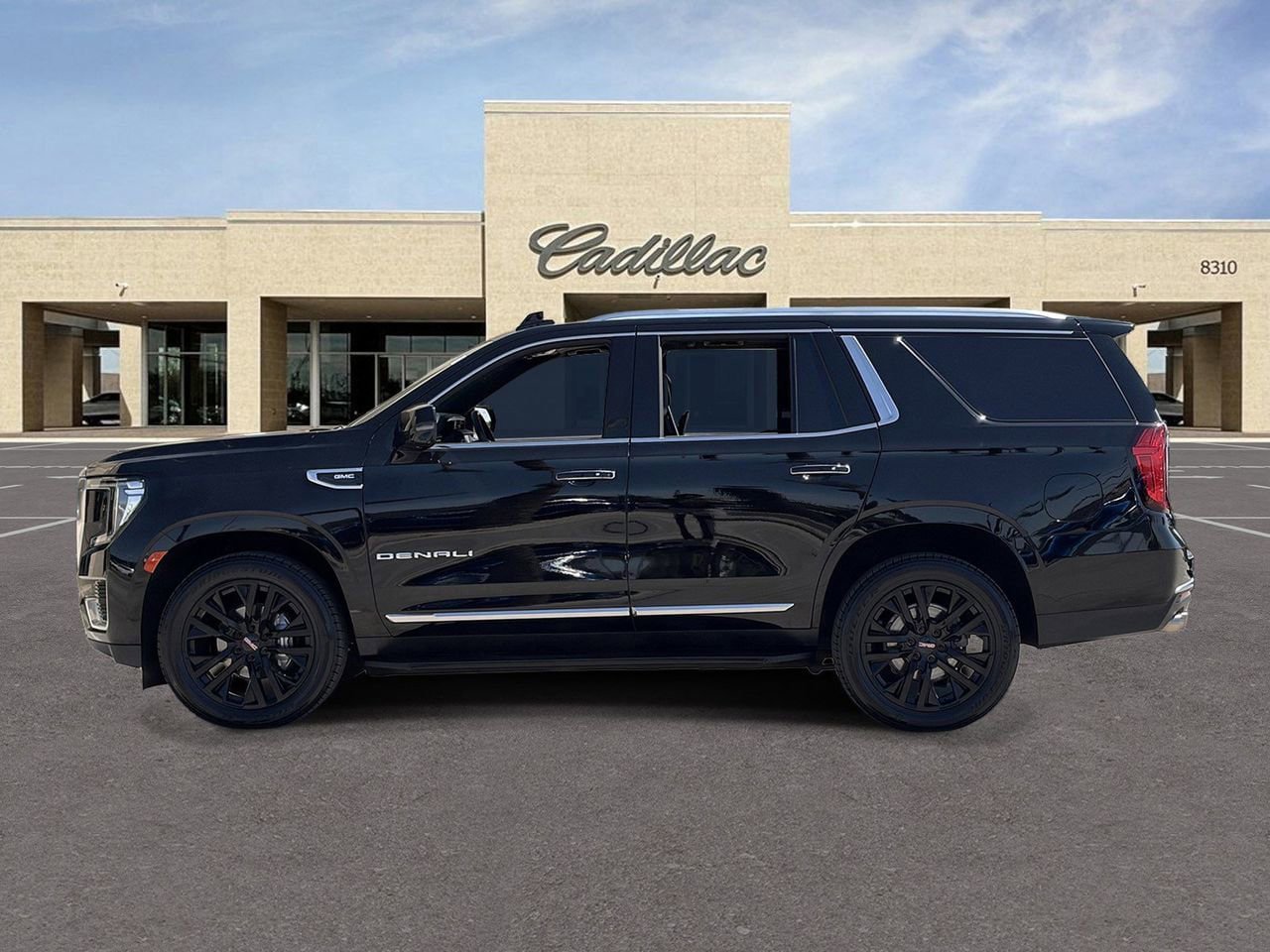 Used 2022 GMC Yukon Denali AWD/4WD image 8