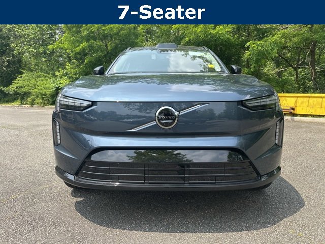 New 2025 Volvo EX90 Plus image 2