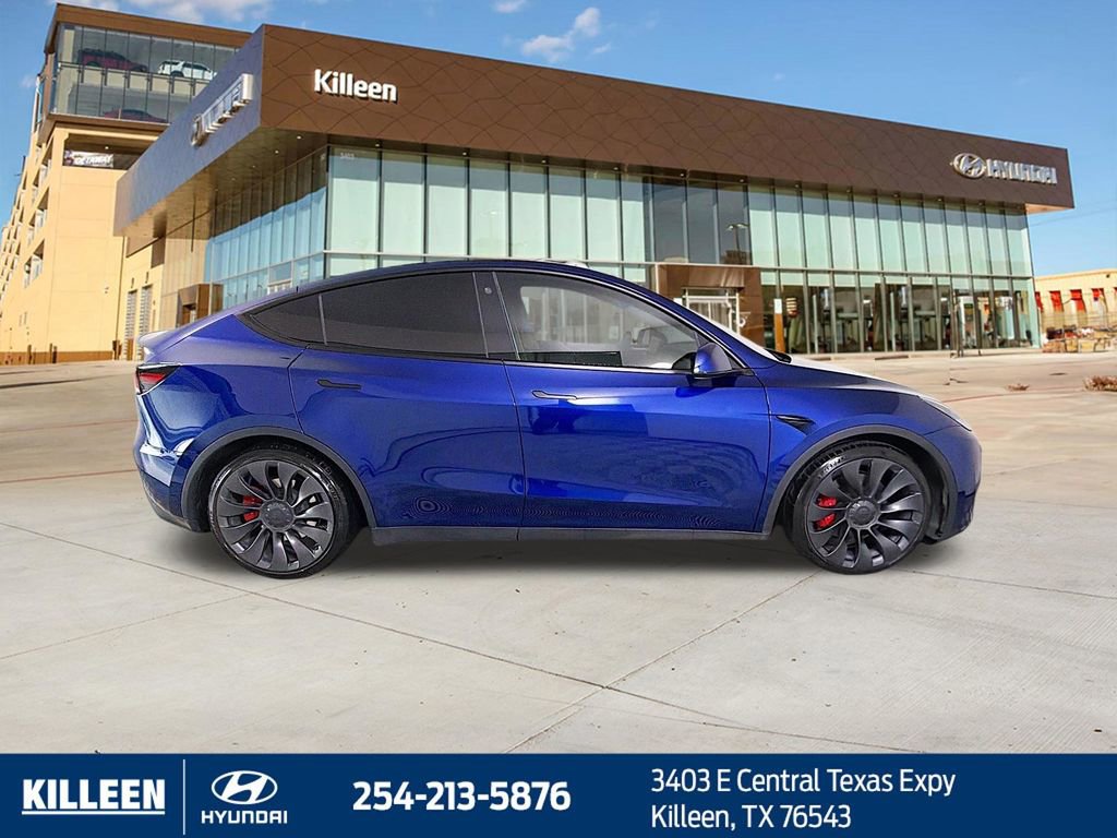 Used 2023 Tesla Model Y Performance image 10