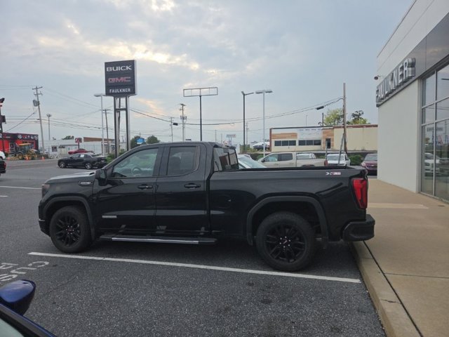 Used 2023 GMC Sierra 1500 Elevation w/ Preferred Package AWD/4WD image 2