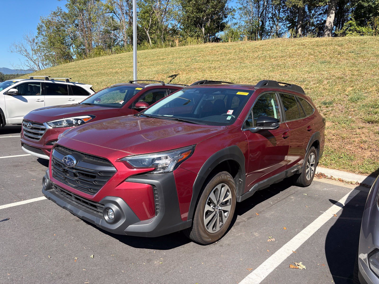 Certified 2024 Subaru Outback Premium AWD/4WD image 3