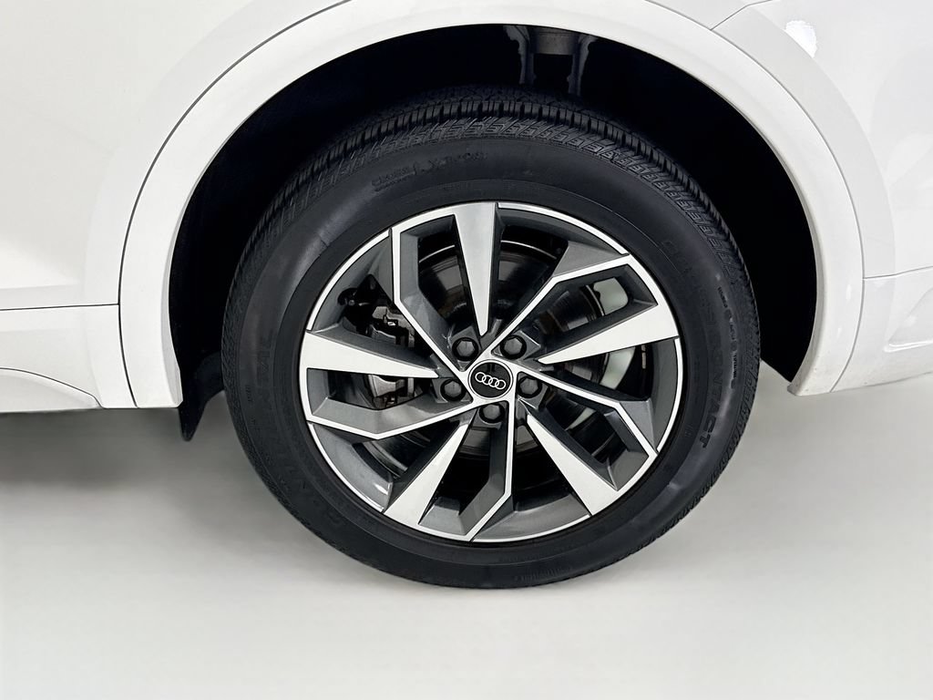 Certified 2023 Audi Q5 2.0T Premium Plus w/ Premium Plus Package AWD/4WD image 30