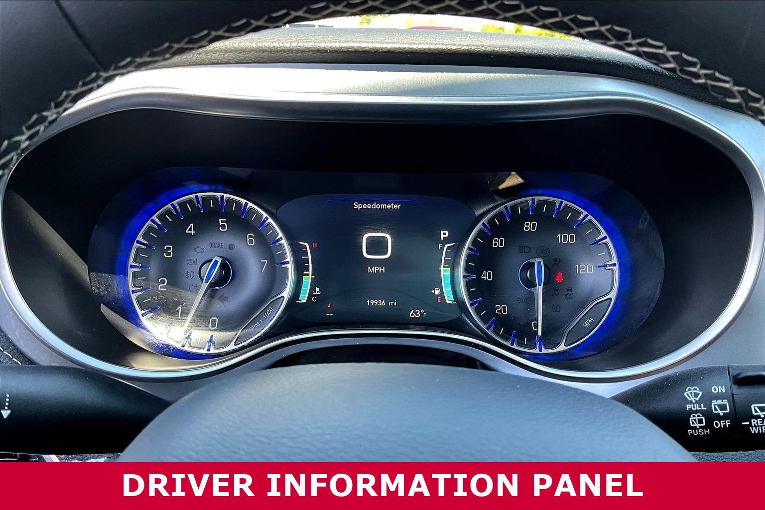 Used 2026 Chrysler Pacifica Limited w/ S Appearance Package FWD image 13
