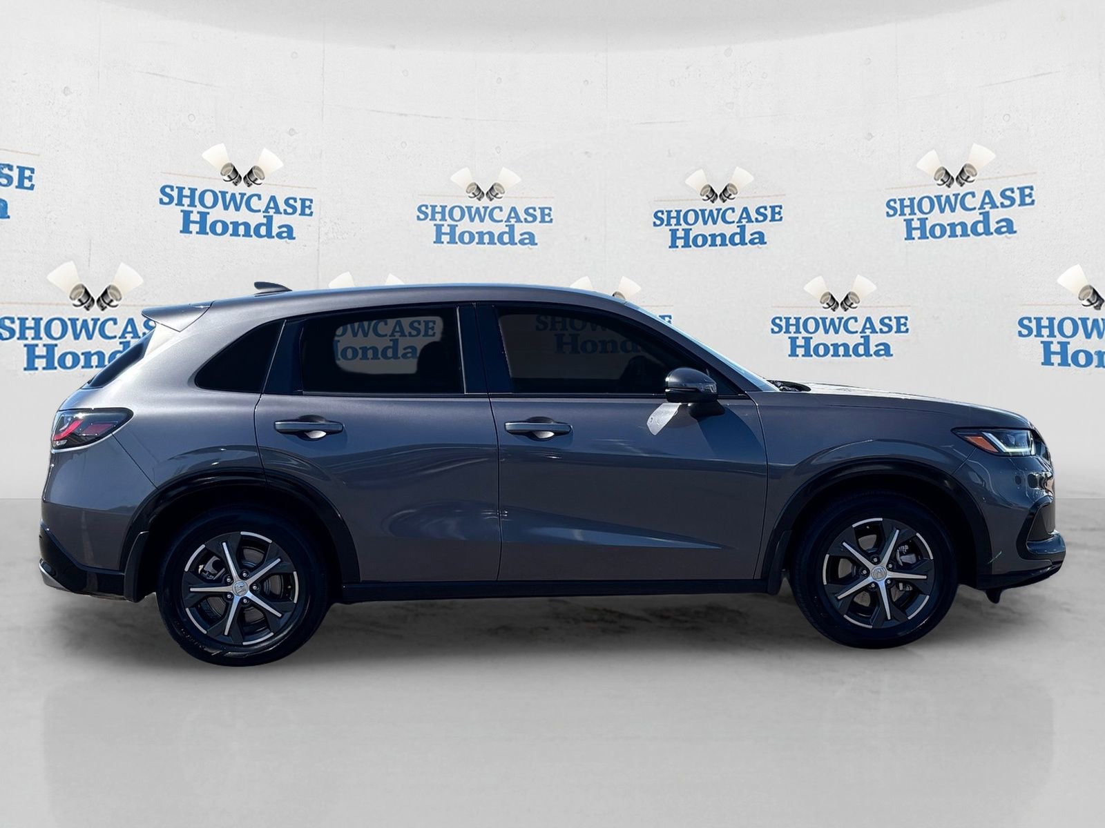 Used 2025 Honda HR-V EX-L image 9