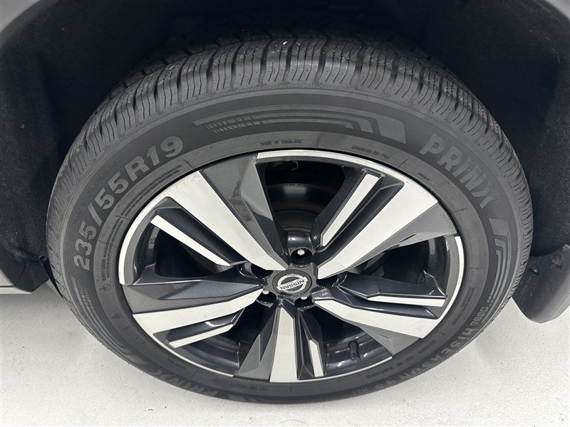 Used 2021 Nissan Rogue Platinum AWD/4WD image 17