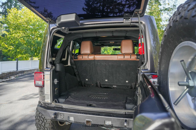 Used 2016 Jeep Wrangler Unlimited Rubicon w/ Connectivity Group image 58