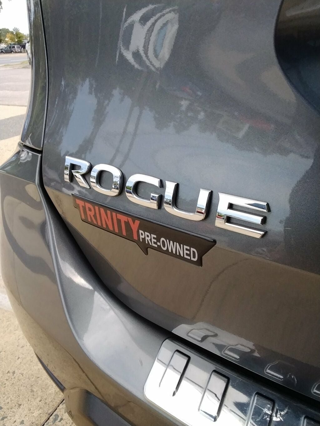 Used 2020 Nissan Rogue S AWD/4WD image 25