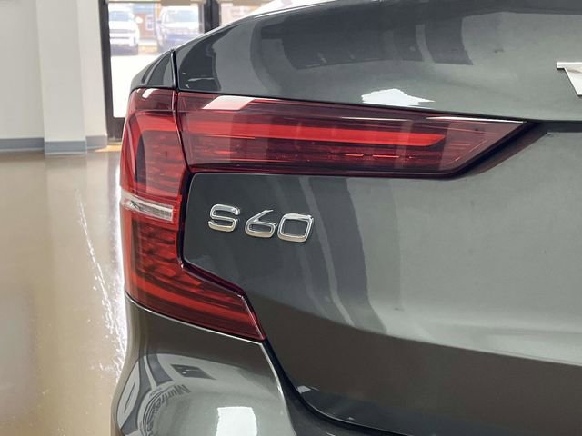 Used 2019 Volvo S60 T6 Inscription image 12