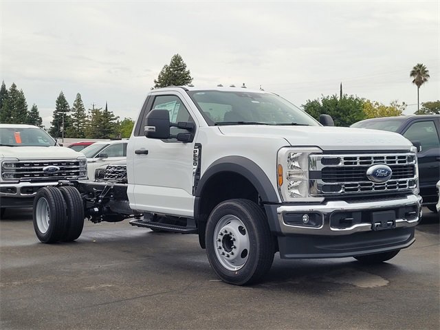 New 2026 Ford F550 2WD SuperCab Super Duty image 1