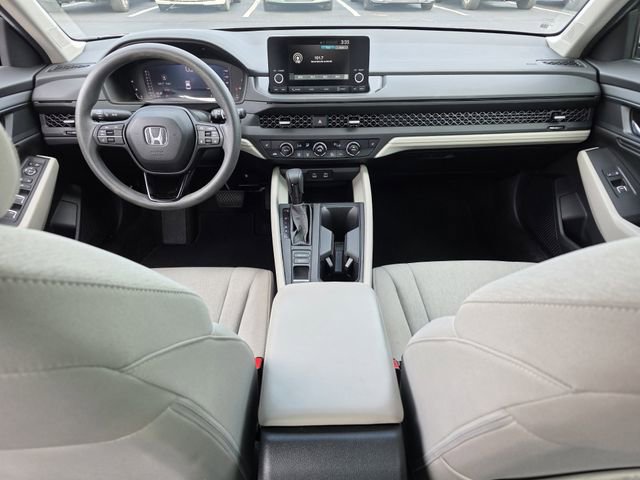 Used 2023 Honda Accord EX image 8