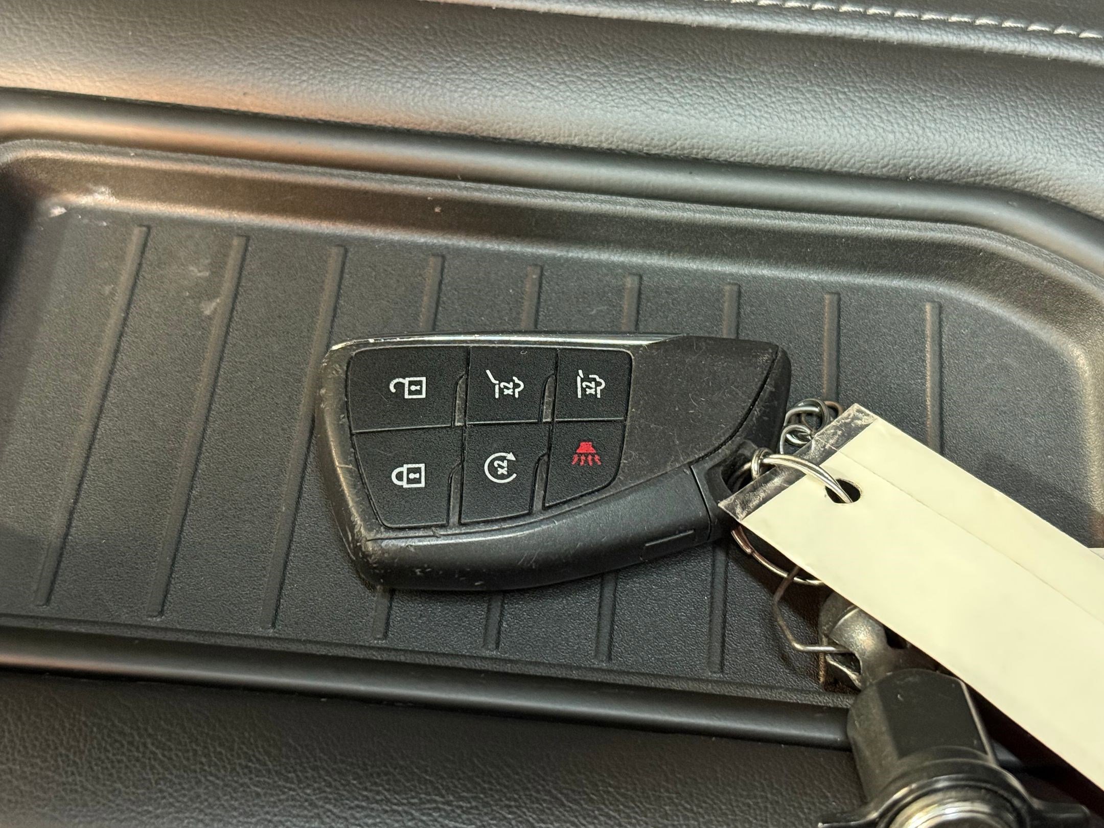 Used 2022 Chevrolet Tahoe LT w/ LT Signature Package image 38